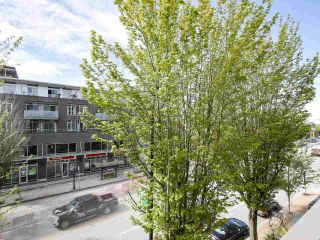Photo 14: 304 4307 HASTINGS Street in Burnaby: Vancouver Heights Condo for sale (Burnaby North)  : MLS®# R2453402