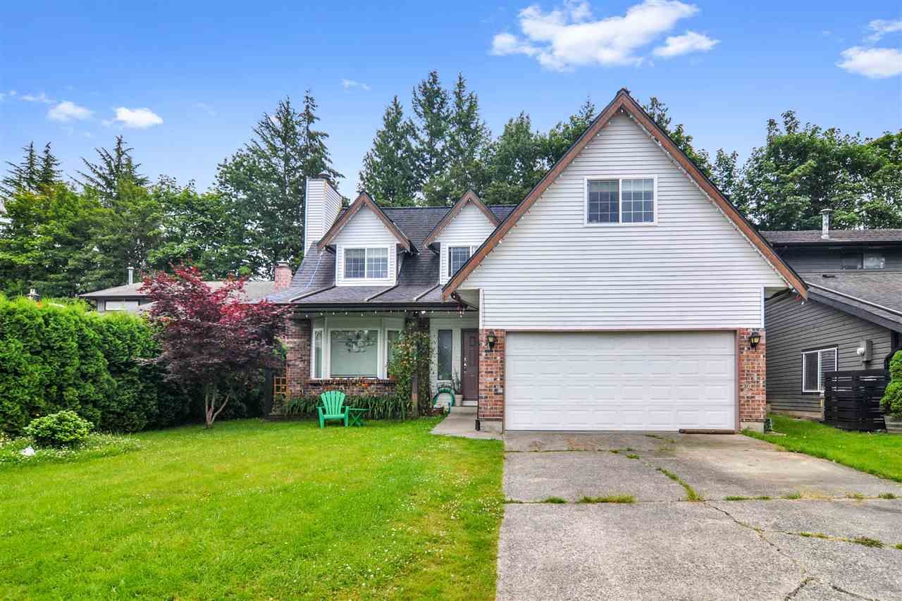 Main Photo: 19640 50A AVENUE in : Langley City House for sale : MLS®# R2484541