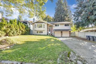 Photo 1: 5798 170A Street in Surrey: Cloverdale BC House for sale (Cloverdale)  : MLS®# R2857496