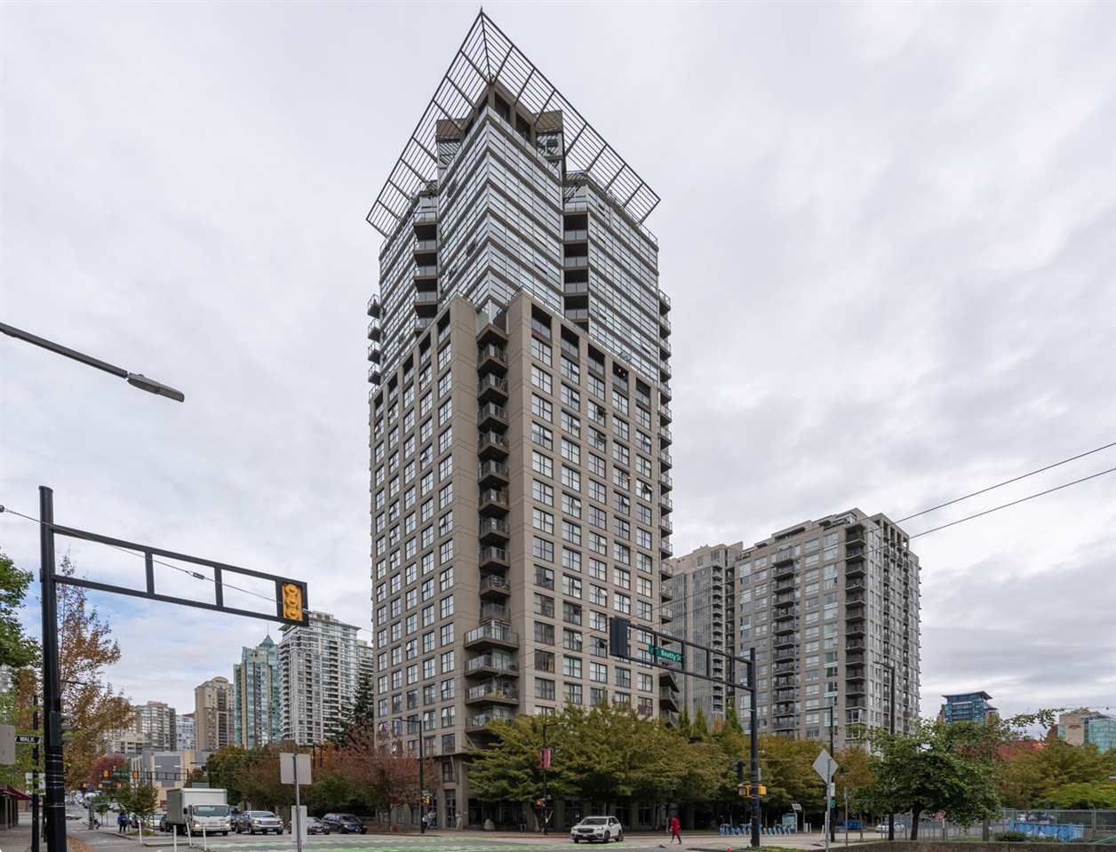 Main Photo: 2003 989 BEATTY STREET in : Yaletown Condo for sale : MLS®# V952074
