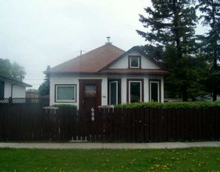 Photo 1: 688 PRINCE RUPERT Avenue in WINNIPEG: East Kildonan Single Family Detached for sale (North East Winnipeg)  : MLS®# 2708479