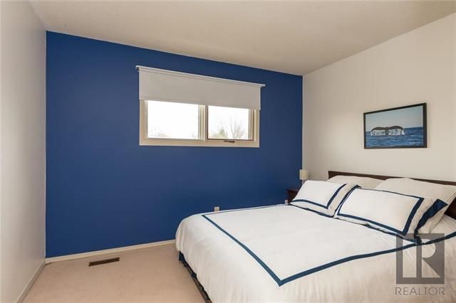 Photo 17: Photos: 47 Upton Place in Winnipeg: River Park South Residential for sale (2F)  : MLS®# 1827021