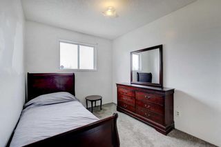 Photo 19: 211 Riverside Way SE in Calgary: Riverbend Detached for sale : MLS®# A2128276