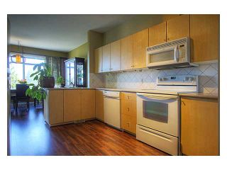 Photo 6: 2 1486 JOHNSON Street in Coquitlam: Westwood Plateau Townhouse for sale in "STONEY CREEK" : MLS®# V936237