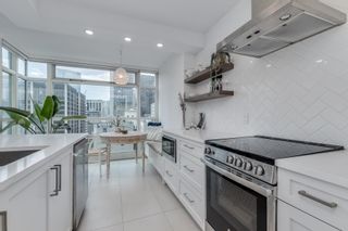 Photo 5: 1502 438 SEYMOUR Street in Vancouver: Downtown VW Condo for sale (Vancouver West)  : MLS®# R2693119