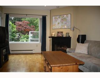 Photo 2: 3327 MARQUETTE Crescent in Vancouver: Champlain Heights Townhouse for sale in "CHAMPLAIN RIDGE" (Vancouver East)  : MLS®# V775939