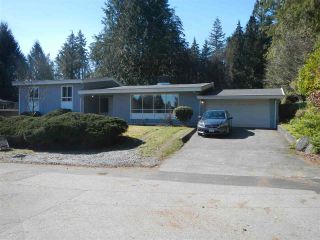 Photo 2: 1856 WINDERMERE Avenue in Port Coquitlam: Oxford Heights House for sale : MLS®# R2346819