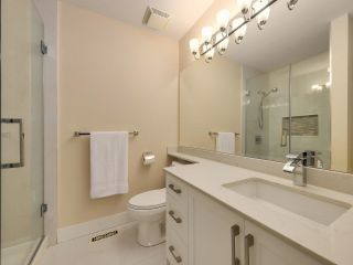Photo 18: 104 2000 PANORAMA Drive in Port Moody: Heritage Woods PM Townhouse for sale in "Mountain's Edge" : MLS®# R2658108