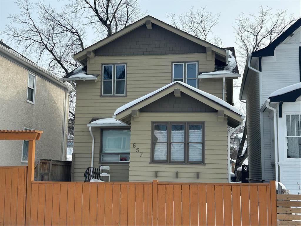 Main Photo: 657 Lipton Street in Winnipeg: Sargent Park Residential for sale (5C)  : MLS®# 202303217