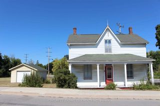 Photo 3: 4 North Street in Kawartha Lakes: Fenelon Falls House (2-Storey) for sale : MLS®# X6112876