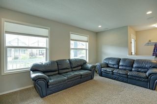 Photo 3: 55 LEGACY Crescent SE in Calgary: Legacy Detached for sale : MLS®# C4302838