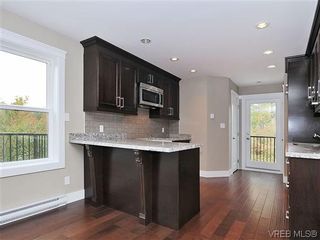 Photo 6: 974 Rattanwood Pl in VICTORIA: La Happy Valley Row/Townhouse for sale (Langford)  : MLS®# 621552