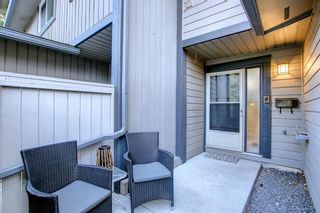 Photo 2: 28 27 Silver Springs Drive NW in Calgary: Silver Springs Row/Townhouse for sale : MLS®# A1212219