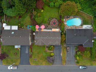 Photo 5: 2293 BERKLEY Avenue in North Vancouver: Blueridge NV House for sale in "Blueridge" : MLS®# R2710749