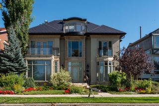 Main Photo: 118 Crescent Road NW in Calgary: Crescent Heights Detached for sale : MLS®# A1195996