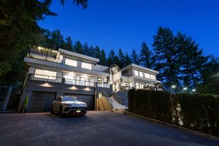 Photo 2: 4556 WOODGREEN Drive in West Vancouver: Cypress Park Estates House for sale : MLS®# R2880271