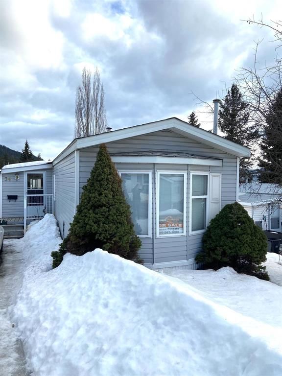 Main Photo: 34 770 Eleventh Avenue in Williams Lake: Manufactured Home for sale : MLS®# R2653375