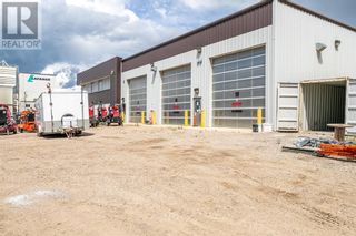 Photo 3: 5 Sylvaire Close in Sylvan Lake: Industrial for sale : MLS®# A1237412