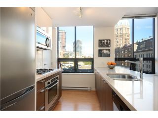 Photo 2: 404 531 BEATTY Street in Vancouver: Downtown VW Condo for sale in "531 BEATTY" (Vancouver West)  : MLS®# V1032167
