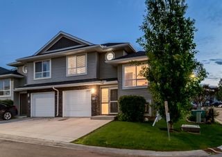 Photo 1: 135 55 FAIRWAYS Drive NW: Airdrie Semi Detached for sale : MLS®# A1230503