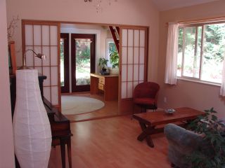 Photo 3: 13 1131 EMERY Road: Roberts Creek House for sale in "C0-HOUSING" (Sunshine Coast)  : MLS®# R2092912