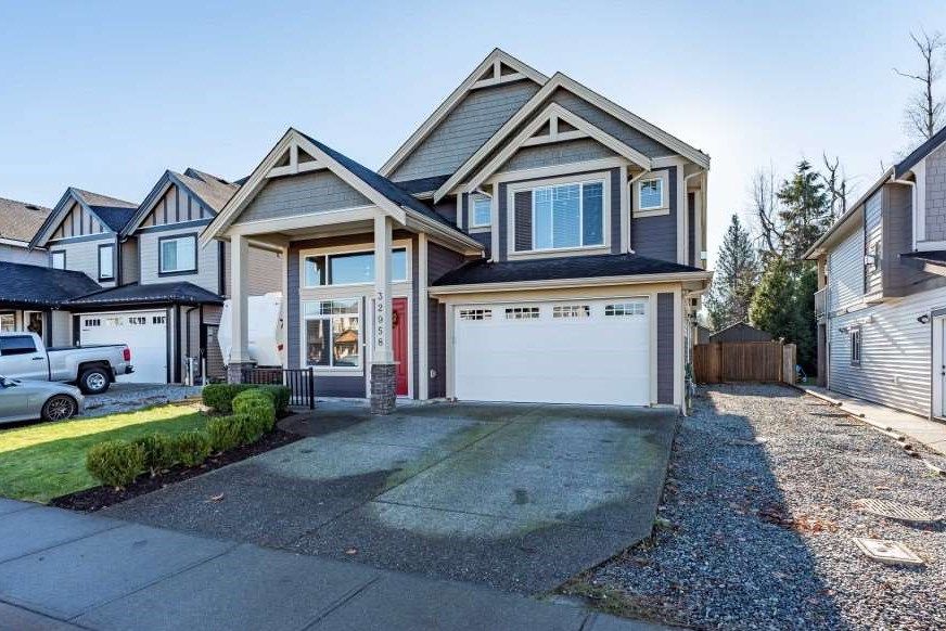 Main Photo: 32958 EGGLESTONE Avenue in Mission: Mission BC House for sale : MLS®# R2522416