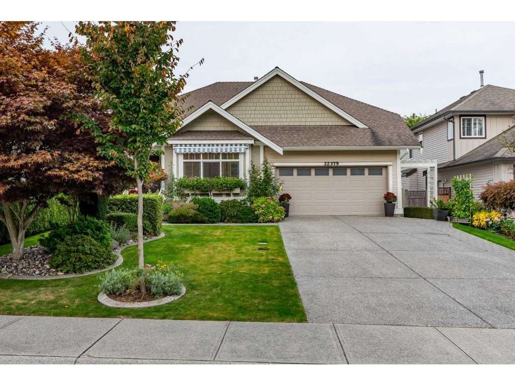 Main Photo: 22375 50 Avenue in Langley: Murrayville House for sale in "Hillcrest" : MLS®# R2506332