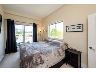 Photo 12: 502 2362 WHYTE Avenue in Port Coquitlam: Central Pt Coquitlam Condo for sale in "AQUILA" : MLS®# R2268294