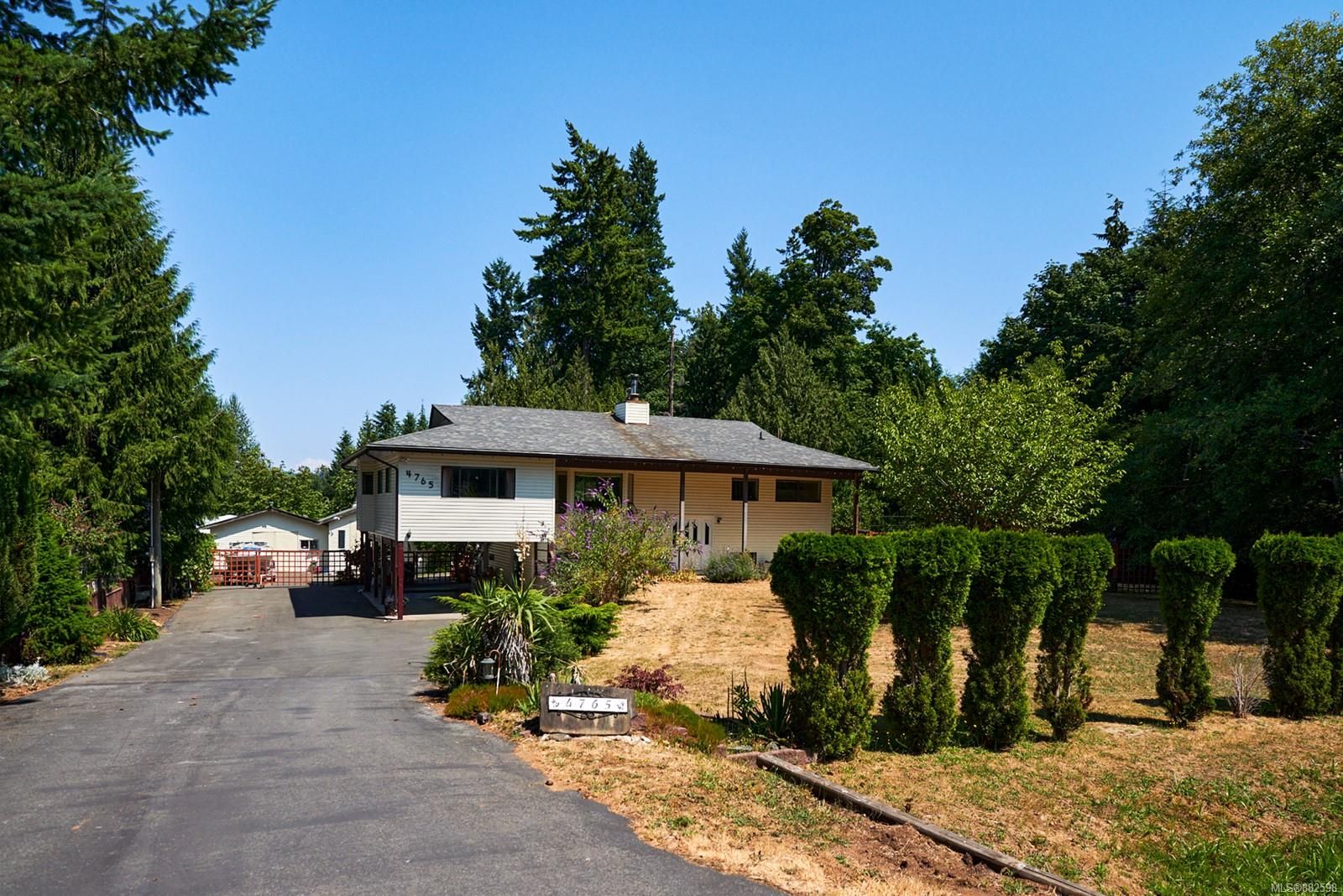 Main Photo: 4765 Blue Heron Dr in Bowser: PQ Bowser/Deep Bay House for sale (Parksville/Qualicum)  : MLS®# 882598