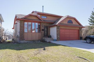 Photo 1: 245 Kildonan Meadow Drive in Winnipeg: Kildonan Meadows Residential for sale (3K)  : MLS®# 202009731