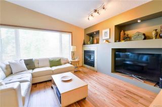 Photo 6: 919 John Bruce Road in Winnipeg: Royalwood Residential for sale (2J)  : MLS®# 1816498