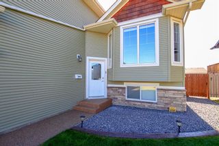 Photo 3: 76 Chinook Street: Blackfalds Detached for sale : MLS®# A1258993