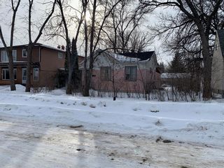 Photo 1: 139 Dupont Street in Winnipeg: Norwood House for sale (2B)  : MLS®# 202304338