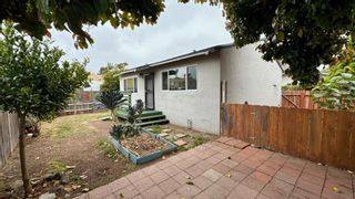 Main Photo: IMPERIAL BEACH House for sale : 2 bedrooms : 1238 Holly Ave