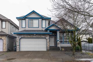 Photo 1: 16755 63B Avenue in Surrey: Cloverdale BC House for sale (Cloverdale)  : MLS®# R2746319