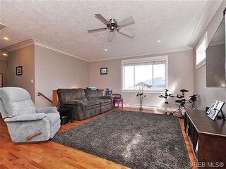 Photo 2: 2182 Longspur Dr in VICTORIA: La Bear Mountain House for sale (Langford)  : MLS®# 719568