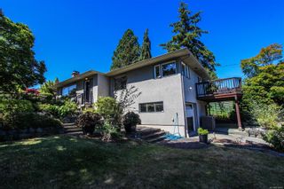 Photo 23: 890 Dellwood Rd in Esquimalt: Es Kinsmen Park House for sale : MLS®# 910482