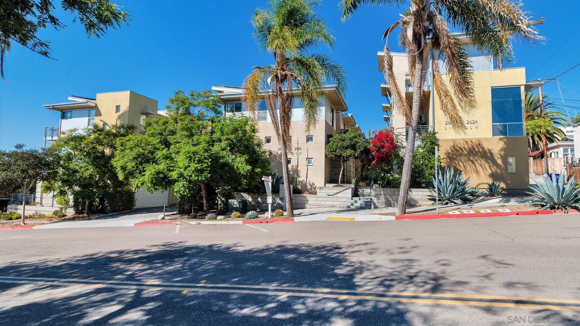Main Photo: NORTH PARK Townhouse for sale : 3 bedrooms : 2608 Lincoln Ave in San Diego