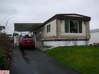 Photo 1: 25 2035 MARTENS Street in Abbotsford: Poplar Manufactured Home for sale in "Maplewood Estates" : MLS®# F1108799