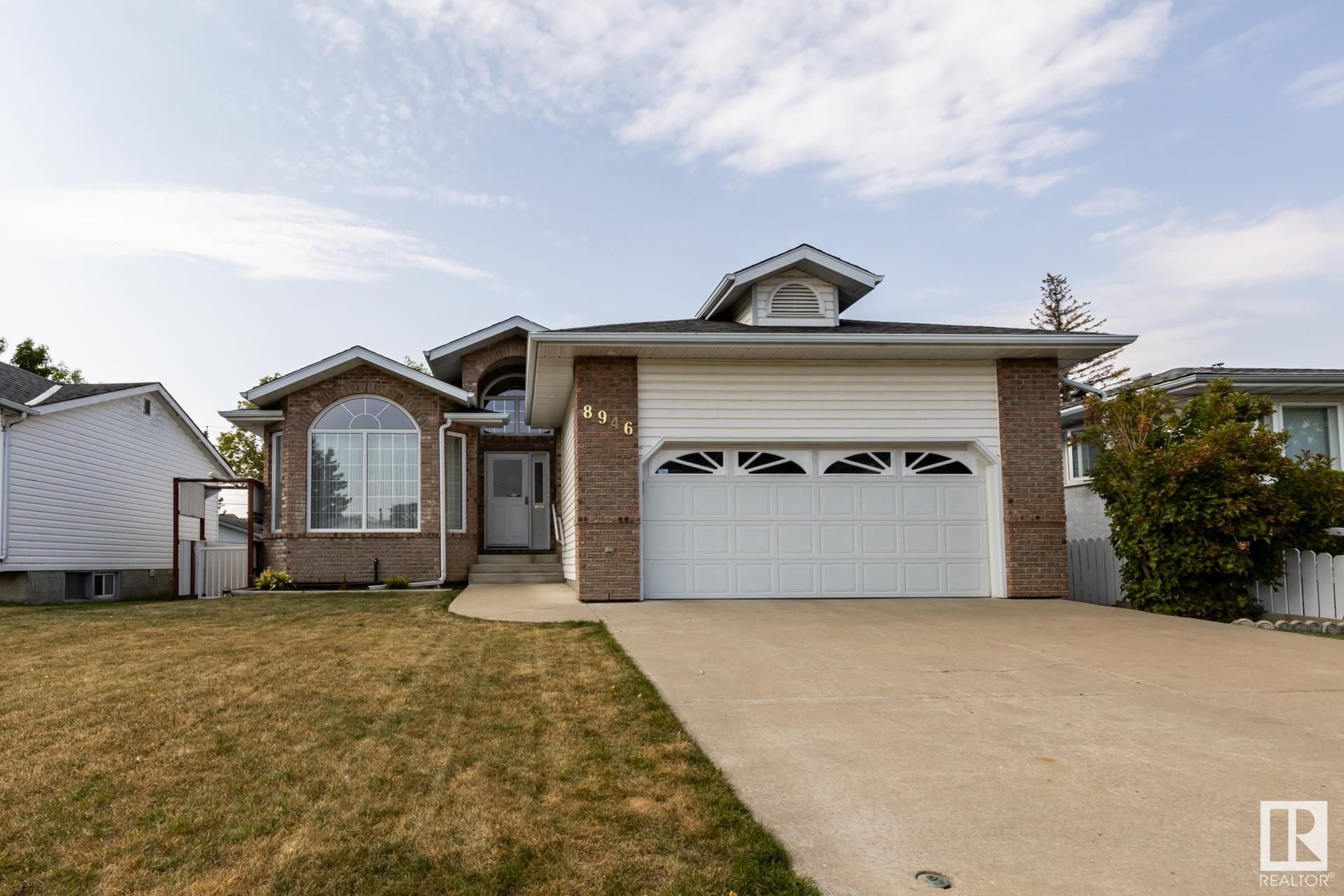 Main Photo: 8946 154 Street in Edmonton: Zone 22 House for sale : MLS®# E4313762