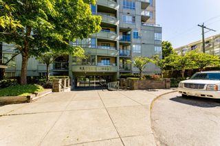 Photo 3: 1010 3489 ASCOT Place in Vancouver: Collingwood VE Condo for sale in "Regent Court" (Vancouver East)  : MLS®# R2786314