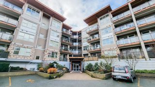 Main Photo: 406 1150 BAILEY Street in Squamish: Downtown SQ Condo for sale in "PARKHOUSE" : MLS®# R2883593