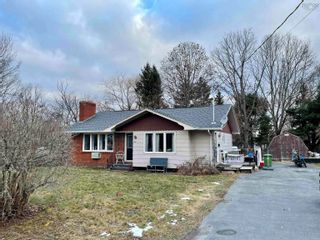 Photo 1: 1030 Scott Drive in North Kentville: Kings County Residential for sale (Annapolis Valley)  : MLS®# 202301401