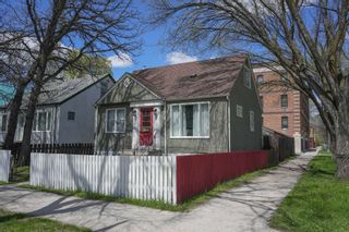 Photo 3: 735 Garwood in Winnipeg: Crescentwood Single Family Detached for sale (1B)  : MLS®# 202211495
