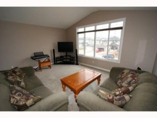 Photo 10: 108 CRESTMONT Drive SW in CALGARY: Crestmont Residential Detached Single Family for sale (Calgary)  : MLS®# C3416716
