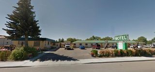 Photo 1: 14 rooms Motel for sale Southern Alberta: Business with Property for sale