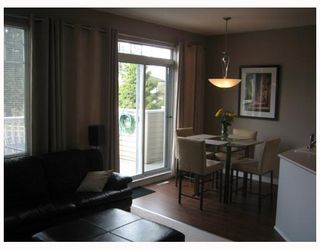 Photo 6: 7500 CUMBERLAND Street in Burnaby: The Crest Townhouse for sale in "WILDFLOWER" (Burnaby East)  : MLS®# V640557