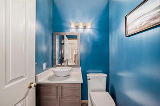 Photo 10: 33 Springbank Rise SW in Calgary: Springbank Hill Detached for sale : MLS®# A2126435
