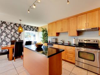 Photo 5: 2271 Waterloo Street in Vancouver: Kitsilano House for sale (Vancouver West)  : MLS®# R2086702