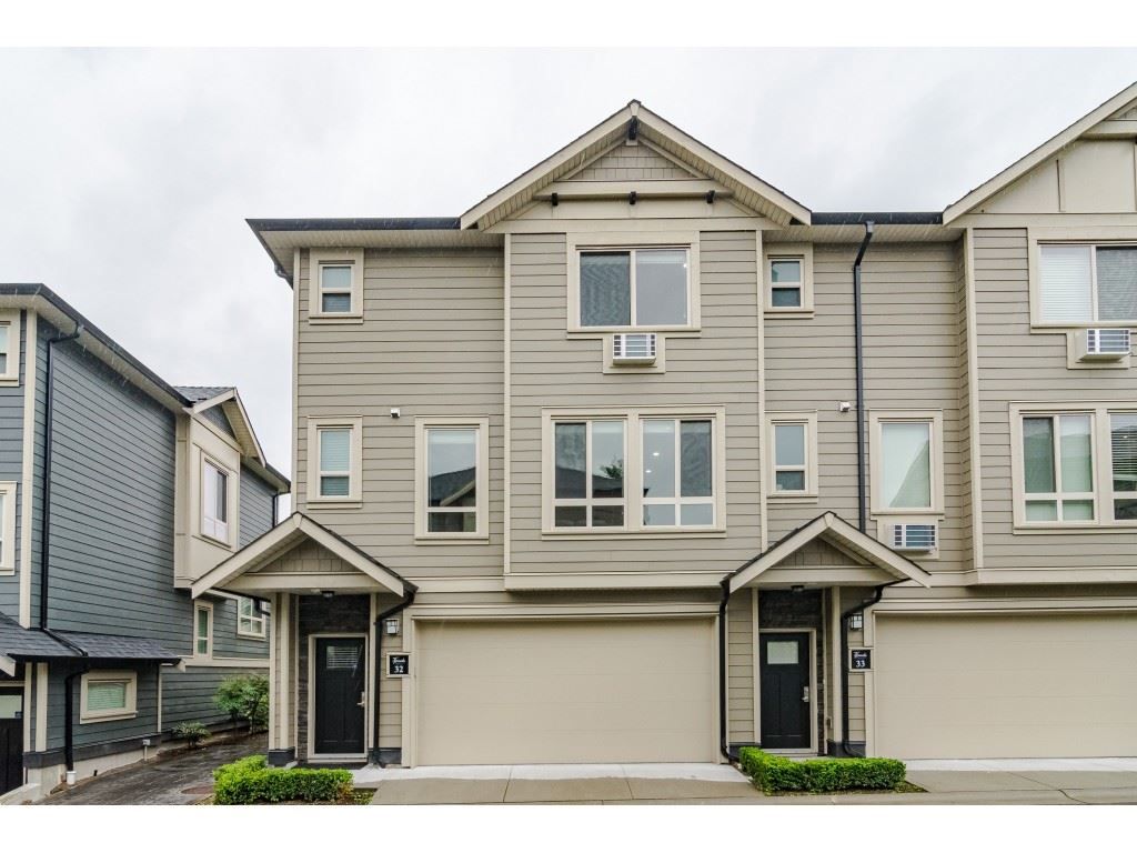 Main Photo: 32 - 19913 70 Avenue in Langley: Willoughby Heights Townhouse for sale : MLS®# R2462050